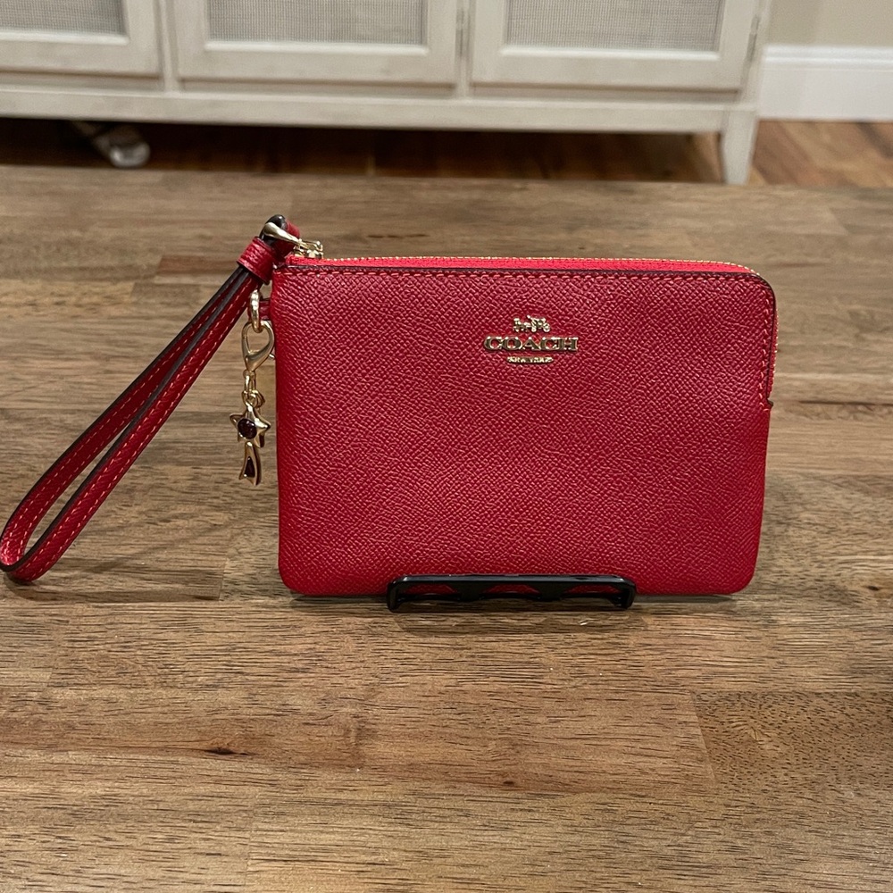 NWOT...Coach Red Leather Wristlet with Gold Star Charm
